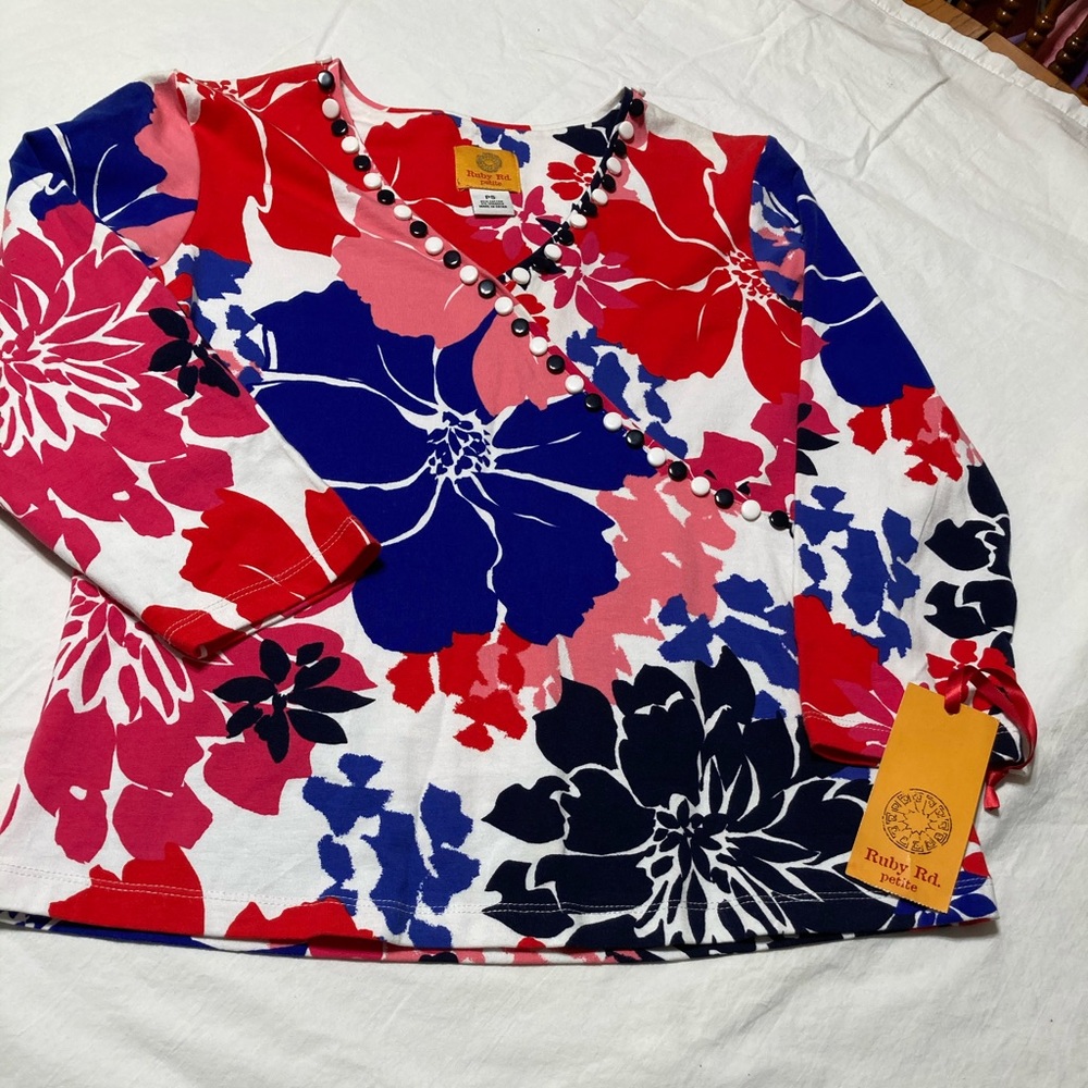 NWT Ruby Red Petite Multi ColoredTop.